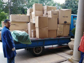 小型搬家专业服务，价格实惠，车型齐全